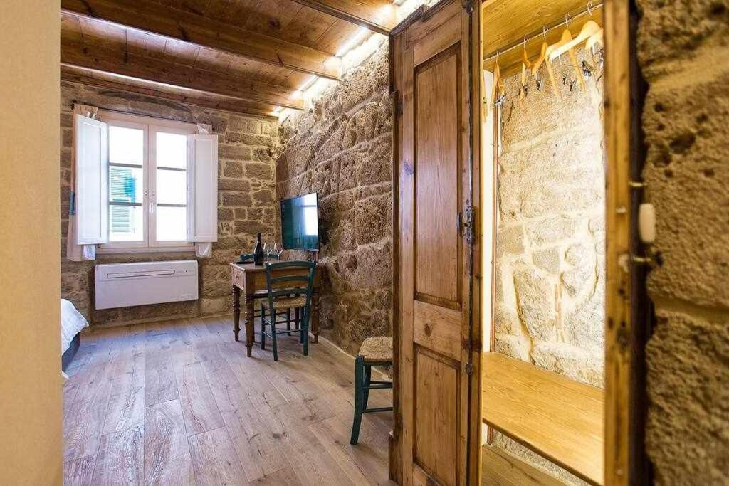 Grand Suite Gioberti Elegante Nel Cuore Di アルゲーロ エクステリア 写真