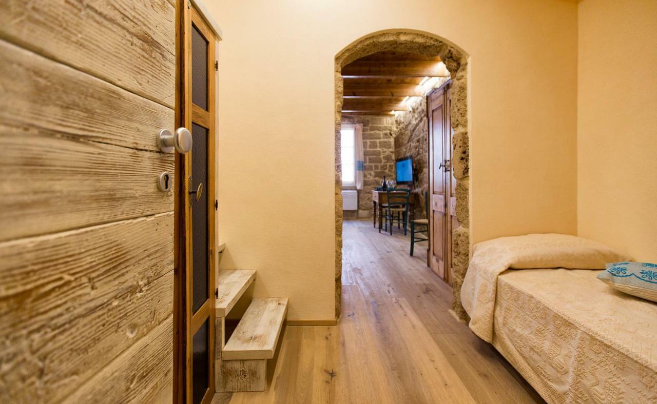 Grand Suite Gioberti Elegante Nel Cuore Di アルゲーロ エクステリア 写真